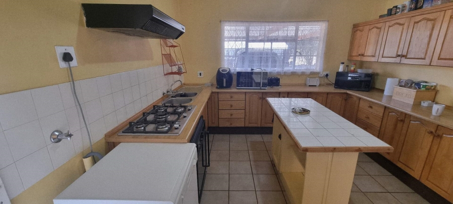6 Bedroom Property for Sale in Roodewal Free State